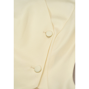 Trajes Cortos Elegantes de Poliéster Amarillo para Mujer, Chaleco Asimétrico con Cuello en V, Chaleco de Oficina a Medida, Diseño Personalizado ODM OEM - Product Image 6
