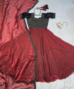 Kurti moderne Fendi brodé avec sequins et dupatta, tenue de fête, prix de gros, vêtement ethnique, coton multicolore - Product Image 5