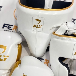 Gants de MMA au design le plus récent, logo personnalisé OEM/ODM, ensemble de sparring de boxe professionnel pour hommes, cuir véritable, évacuation de l'humidité, à lacets - Product Image 4