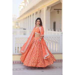 Vêtements de désherbage Designer Lehenga Choli - Product Image 6