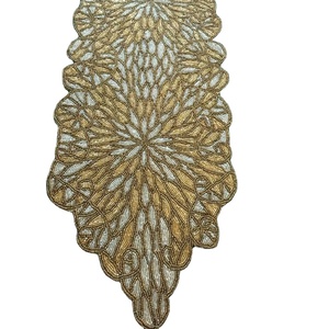 Caminos de Mesa Bordados con Cuentas para Decoración del Hogar, Camino de Mesa Hecho a Mano con Cuentas y Color Personalizado - Product Image 1