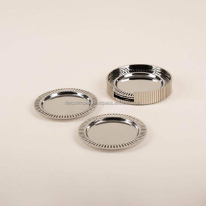 Dessous de verre en laiton en acier inoxydable de qualité supérieure avec logo personnalisé en laiton Sous-verres martelés en laiton plaqué or - Product Image 4