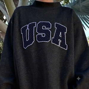 เสื้อสเวตเชิ้ตคอเต่าปักลาย USA สีดำทรงโอเวอร์ไซส์สำหรับผู้หญิง แขนยาว ผ้าฝ้ายถัก สไตล์ฤดูใบไม้ร่วง - Product Image 1