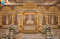 Piliers élégants de style fontaine pour Mandap de mariage hindou, décoration de scène de mariage luxueuse avec finition blanche et auvent floral circulaire