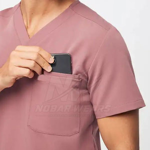Blouse de travail médicale légère pour hommes, idéale pour les médecins, les infirmières et le personnel de clinique, avec design personnalisé et approvisionnement en gros - Product Image 5