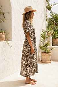 ชุดเดรสผ้าฝ้ายลายดอกสีเบจทรงคาฟตัน เอวผูกเชือก สไตล์โบโฮ สำหรับฤดูร้อน - Product Image 2