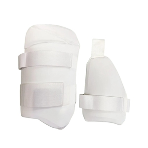 Protection ultime pour les cuisses Junior en mousse PU, double protection intérieure et extérieure, légère, respirante, ajustement réglable, cricket - Product Image 3