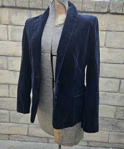 Chaqueta blazer vintage de terciopelo negro - Product Image 1