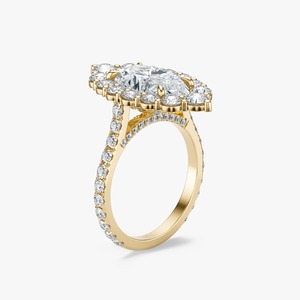 Bague de fiançailles de luxe en or 14 carats avec diamant Moval de 2,50 carats et halo, pour les détaillants de mariages - Product Image 1