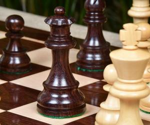 Jeu d'échecs français Lardy de reproduction, pièces Staunton en bois lestées de 3,75 pouces, au meilleur prix - Product Image 6