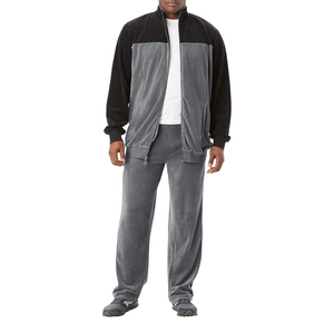 Conjunto deportivo versátil de corte amplio y acampanado, diseñado con una sudadera cómoda de corte amplio, pantalones acampanados de cintura alta y un conjunto premium. - Product Image 1