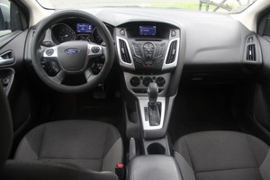Ford Focus SE Hatchback 2014 - Product Image 6