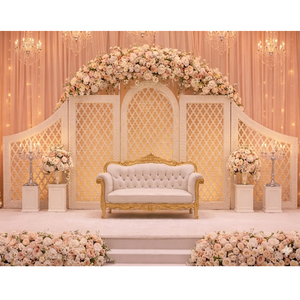 Decoración de Escenario Elite Walima con Paneles de Fondo Jali Tallados con Láser y Detalles en Hoja de Oro, Marcos Metálicos Exclusivos para Bodas - Product Image 5