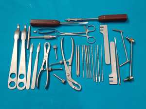 Small Fragment Implant Set With Needle Holder For <b>Bone</b> Plating Procedures Hospital Use Small Fragment Set By Dentavex - Product Image 3