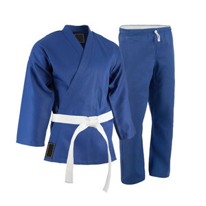 Uniforme de karaté confortable pour hommes, conçu pour les arts martiaux, avec des coutures durables et un tissu doux - Product Image 1