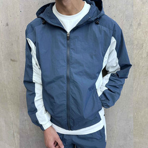 Chaqueta Deportiva con Capucha para Hombre, Cortavientos, Manga Larga, Diseño Color Block, Ligera, de Poliéster, con Cierre de Cremallera, para Primavera - Product Image 1