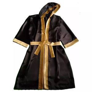 Robe de boxe sur mesure de qualité supérieure avec capuche pour les combats de boxe |   Robe de boxe à prix abordable avec designs personnalisés OEM - Product Image 3