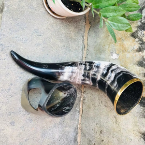 Tazas de Cuerno para Cerveza y Vino al por Mayor, Tazas de Cuerno de Búfalo de Buena Calidad, Tazas de Cuerno Vikingas Auténticas Personalizadas, Taza de Café - Product Image 1