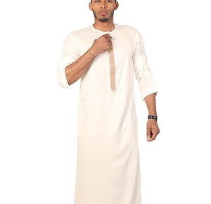 Bonne qualité matériel brillant Al Harman saoudien hommes Jellabiya Thobe hommes brillant vêtements islamiques Thobe Design personnalisé Thobes - Product Image 3