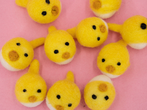 เครื่องประดับหัวลูกเจี๊ยบสีเหลืองทำมือจากผ้าสักหลาดและเส้นด้ายสำหรับพวงมาลัยอีสเตอร์และของตกแต่งตามฤดูกาลสำหรับเด็ก (ขายส่ง) - Product Image 6