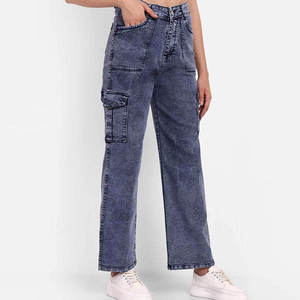 Jean en denim délavé style vintage, pantalon cargo fonctionnel en denim avec poches profondes pour vêtements personnalisés, pantalon de travail en denim - Product Image 3