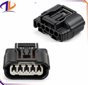 Conector Automotriz 6189-6909 de 5 Pines Macho/Hembra con Contactos de Cobre y Carcasa de Nylon para Reparación de Arnés de Cables, 12V 3A - Product Image 1