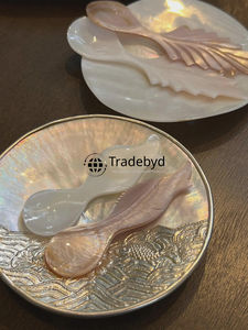 Cuchara Decorativa Premium con Incrustaciones de Madreperla Hecha a Mano por Tradebyd - Product Image 2