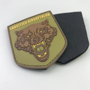 Nouveaux patchs en silicone 3D imperméables personnalisés, patchs en caoutchouc souple en PVC, logo cœur en tissu chenille pour chapeau, patchs tissés adhésifs Merrow - Product Image 2