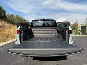 Obtenez le Mercedes-Benz E450 4Matic All-Terrain Wagon prêt à être expédié dans le monde entier - Product Image 2