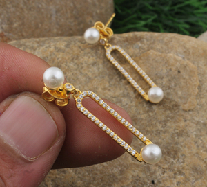 Pendientes de Gota de Agua con Logotipo Personalizado, Joyería de Lujo para Mujer, Precio al por Mayor, Pendientes con Piedras Preciosas - Product Image 1