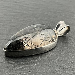 จี้รูปหยดน้ำทำจากควอตซ์รูทิเลเต็ดวินเทจประดับเงินแท้ สร้อยคอทำมือจากหินธรรมชาติ ของขวัญสุดหรูสำหรับผู้หญิง - Product Image 6