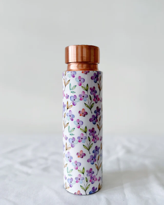 Bouteille en cuivre idéale pour les voyages, pour une hydratation saine, utilisation polyvalente partout par Instant Traders, catégorie de produits : Articles de boisson en plastique - Product Image 2