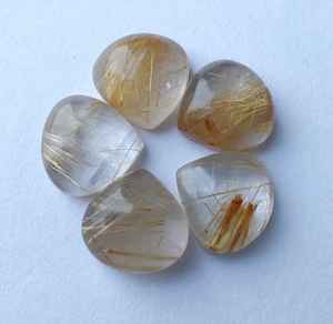 พลอยรูไทล์สีทองธรรมชาติทรงหัวใจ คุณภาพสำหรับทำเครื่องประดับ พลอยหลวมสำหรับบำบัดรักษา - Product Image 5