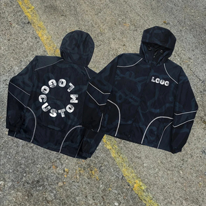 Ensemble coupe-vent sur mesure léger et réfléchissant avec veste zippée en nylon, survêtement streetwear à rayures pour homme - Product Image 2