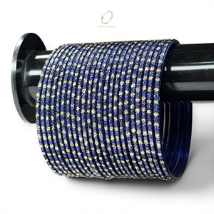 Colección de Brazaletes Azul Rey de Alto Brillo para Mujer, Chapados en Oro con Cristales, Acero Inoxidable, para Bodas y Aniversarios, Venta al Por Mayor - Product Image 5
