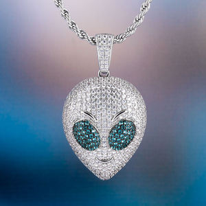 Colgante de Cara de Extraterrestre Plateado con Micro Pavé de Diamantes de Imitación, Joyería Hiphop, Regalo para Hombre - Product Image 2