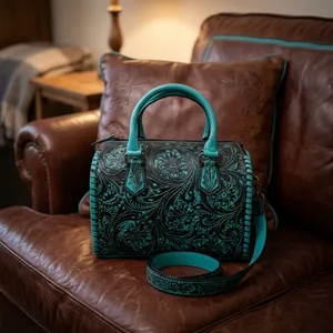 Sac à main de luxe en cuir pour femme, style vintage, broderie élégante, grande capacité, avec double anse à chaîne - Product Image 1