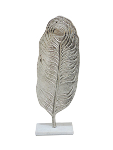 ประติมากรรมขนนกยูงอะลูมิเนียมสีเงินบนฐานหินอ่อนสีขาว - ของตกแต่งศิลปะตั้งโต๊ะทันสมัยสวยงามสำหรับบ้านและสำนักงาน - สูง 12 นิ้ว - Product Image 4