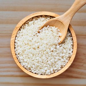 Arroz de Grano Corto Directo de Fábrica, Alto Rendimiento, No Pegajoso, Calidad Premium, Empaque a Granel para Restaurantes y Supermercados, Exportación - Product Image 5