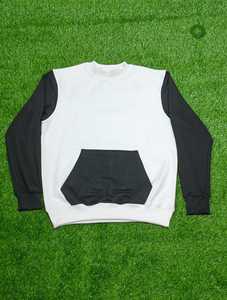 Sweat-shirt à col rond en molleton tricoté ample à imprimé hivernal pour homme - Product Image 3