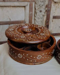Plato de Servir con Incrustaciones de Hueso Tradicional para Cocina Moderna, Comedor, Ocasiones Especiales y Reuniones Familiares Festivas - Product Image 6