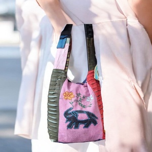2020 nouvellement conçu écologique de qualité supérieure Jute Messenger sac personnalisé fourre-tout épaule tendance marché indien pour les dames - Product Image 2