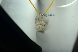Pendentif Animal en Argent 925 Plaqué Or 18K avec Moissanite, Coupe Ronde Brillante, Unisexe, Idéal au Quotidien - Product Image 5