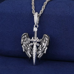 Pendentif Épée Aile d'Ange en Argent 925 et Moissanite, Bijou de Déclaration HIPHOP Luxe Gothique Glacé pour Fête et Événement, Tendance Mode Unisexe GRA - Product Image 2