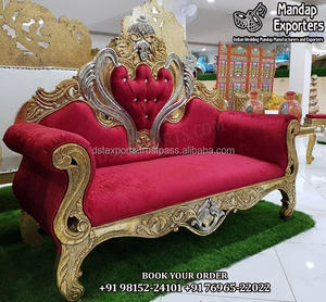 Venta al por mayor de escenario de boda de madera sofá Loveseat Glamorous oro pulido boda pareja sofá victoriano boda tallado sofá - Product Image 3