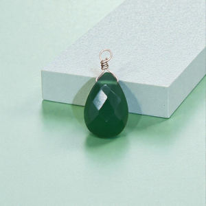 จี้หยดน้ำสีม่วงเขียวธรรมชาติประดับด้วยทองคำแท้ งานแฮนด์เมด หุ้มด้วยลวดทอง ประดับพลอยเหลี่ยมเพชรพลอย สร้อยคอแฟชั่นสำหรับผู้หญิง ของขวัญเครื่องประดับ - Product Image 1