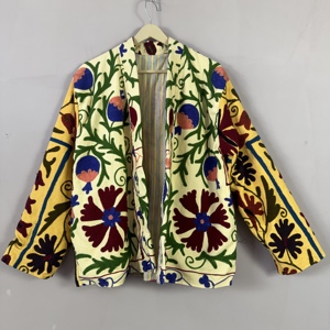 เสื้อโค้ทลายดอกซูซานีทำมือจากบูติก - Product Image 1