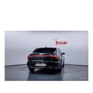 Hyundai Grandeur Premium Choice 2021, 78,509 km, Caja de Cambios Automática, Estándar de Emisiones Euro V, Asientos de Cuero, Cámara Trasera, Volante a la Izquierda - Product Image 4