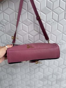 Nuevo bolso de hombro de cuero vacuno genuino, hecho a mano, estilo gitano bohemio, con cierre de solapa. - Product Image 3