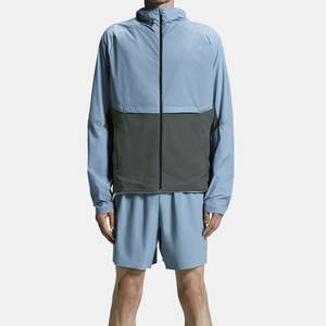 Ensemble de survêtement léger et coupe-vent pour homme, idéal pour l'été et l'entraînement en salle de sport, avec short – Qualité supérieure 2026 - Product Image 1